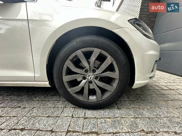 Білий Фольксваген Гольф, об'ємом двигуна 1.8 л та пробігом 119 тис. км за 14950 $, фото 31 на Automoto.ua