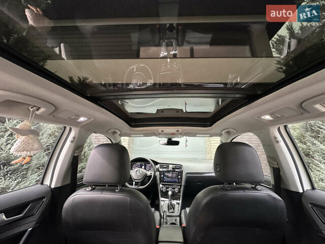 Білий Фольксваген Гольф, об'ємом двигуна 1.8 л та пробігом 119 тис. км за 14950 $, фото 26 на Automoto.ua