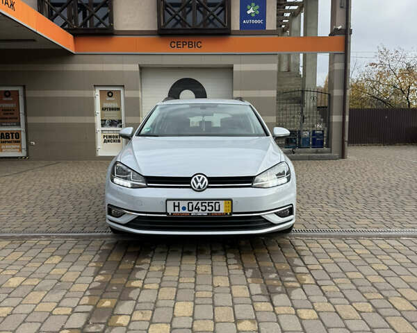 Білий Фольксваген Гольф, об'ємом двигуна 2 л та пробігом 192 тис. км за 14999 $, фото 1 на Automoto.ua