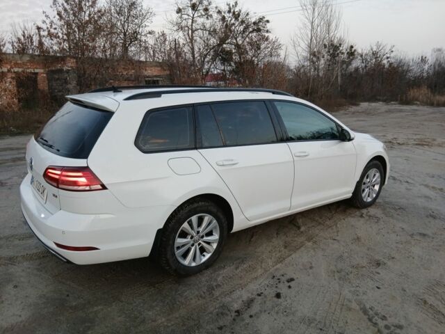 Белый Фольксваген Гольф, объемом двигателя 1.6 л и пробегом 189 тыс. км за 12900 $, фото 5 на Automoto.ua