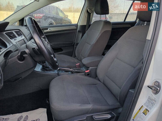 Білий Фольксваген Гольф, об'ємом двигуна 1.8 л та пробігом 183 тис. км за 9750 $, фото 28 на Automoto.ua