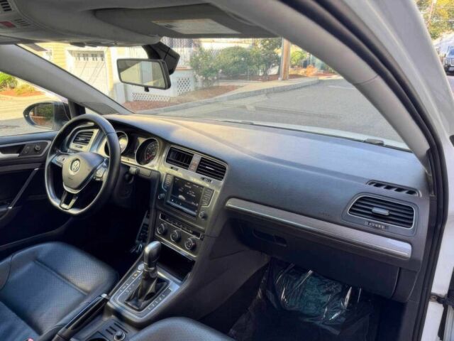 Белый Фольксваген Гольф, объемом двигателя 1.8 л и пробегом 53 тыс. км за 7500 $, фото 8 на Automoto.ua