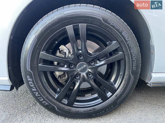 Белый Фольксваген Гольф, объемом двигателя 1.6 л и пробегом 233 тыс. км за 13599 $, фото 105 на Automoto.ua