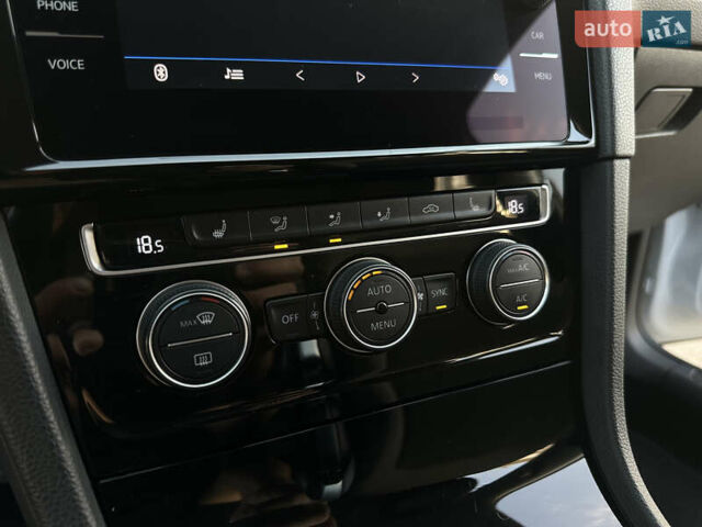 Белый Фольксваген Гольф, объемом двигателя 1.97 л и пробегом 182 тыс. км за 16150 $, фото 34 на Automoto.ua