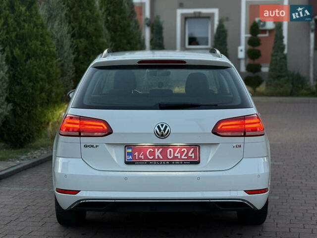 Белый Фольксваген Гольф, объемом двигателя 1.6 л и пробегом 240 тыс. км за 13200 $, фото 51 на Automoto.ua
