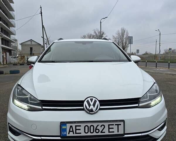Белый Фольксваген Гольф, объемом двигателя 1.8 л и пробегом 102 тыс. км за 14900 $, фото 7 на Automoto.ua