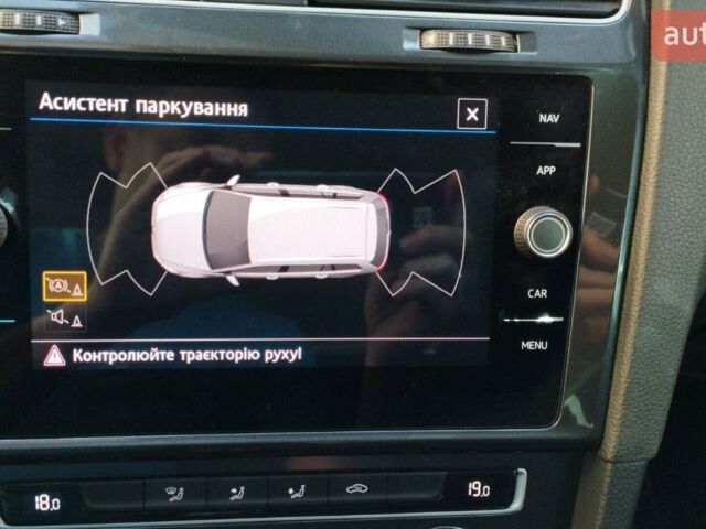 Білий Фольксваген Гольф, об'ємом двигуна 1.6 л та пробігом 205 тис. км за 13200 $, фото 76 на Automoto.ua