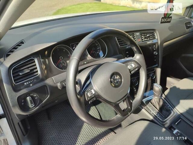 Білий Фольксваген Гольф, об'ємом двигуна 1.6 л та пробігом 213 тис. км за 14500 $, фото 7 на Automoto.ua