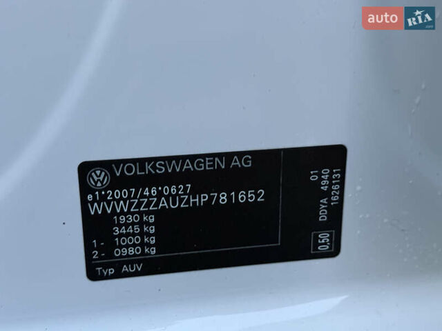 Белый Фольксваген Гольф, объемом двигателя 1.6 л и пробегом 240 тыс. км за 13200 $, фото 69 на Automoto.ua