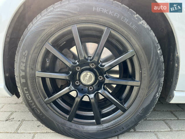 Белый Фольксваген Гольф, объемом двигателя 1.6 л и пробегом 216 тыс. км за 12700 $, фото 21 на Automoto.ua