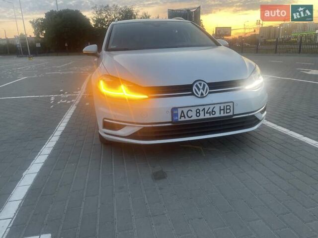Білий Фольксваген Гольф, об'ємом двигуна 1.6 л та пробігом 216 тис. км за 13900 $, фото 4 на Automoto.ua