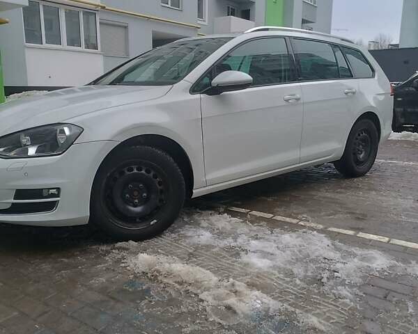 Білий Фольксваген Гольф, об'ємом двигуна 1.6 л та пробігом 217 тис. км за 13300 $, фото 7 на Automoto.ua