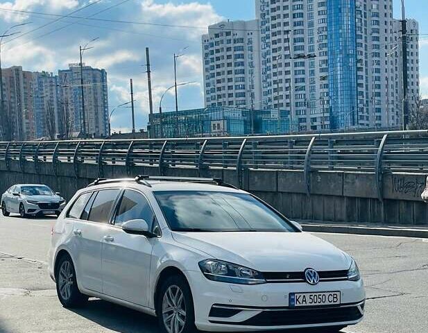 Білий Фольксваген Гольф, об'ємом двигуна 1.6 л та пробігом 279 тис. км за 12200 $, фото 8 на Automoto.ua