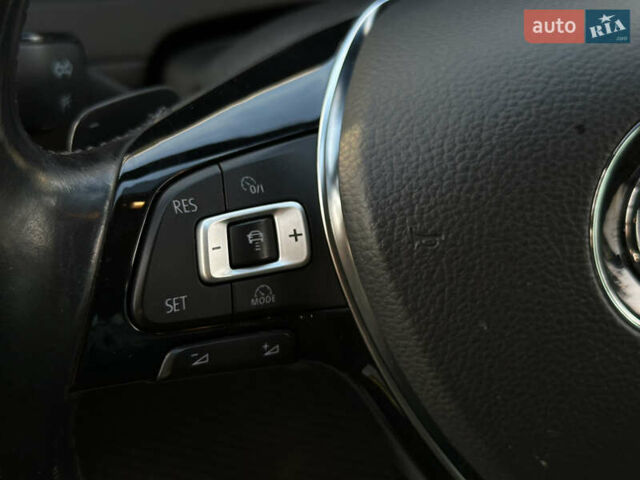 Білий Фольксваген Гольф, об'ємом двигуна 1.97 л та пробігом 290 тис. км за 14300 $, фото 25 на Automoto.ua