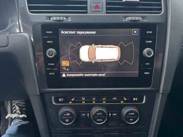 Білий Фольксваген Гольф, об'ємом двигуна 1.6 л та пробігом 280 тис. км за 11499 $, фото 23 на Automoto.ua