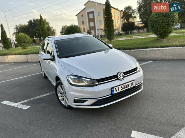 Белый Фольксваген Гольф, объемом двигателя 1.97 л и пробегом 182 тыс. км за 16150 $, фото 12 на Automoto.ua