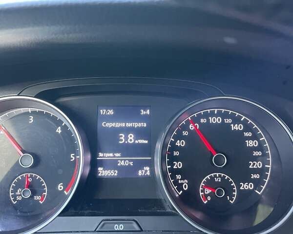 Білий Фольксваген Гольф, об'ємом двигуна 1.6 л та пробігом 279 тис. км за 12200 $, фото 9 на Automoto.ua