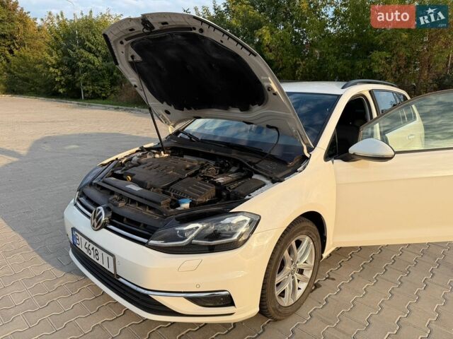 Білий Фольксваген Гольф, об'ємом двигуна 1.6 л та пробігом 216 тис. км за 13700 $, фото 21 на Automoto.ua