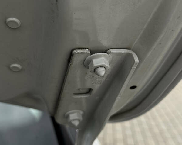 Белый Фольксваген Гольф, объемом двигателя 1.6 л и пробегом 206 тыс. км за 12999 $, фото 60 на Automoto.ua