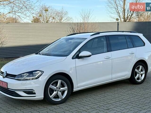 Белый Фольксваген Гольф, объемом двигателя 1.6 л и пробегом 182 тыс. км за 13950 $, фото 9 на Automoto.ua