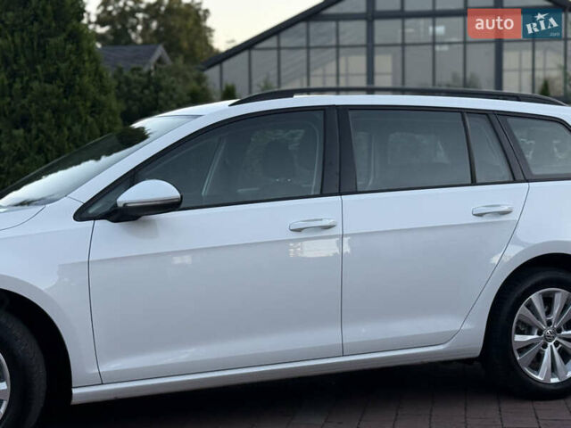 Белый Фольксваген Гольф, объемом двигателя 1.6 л и пробегом 240 тыс. км за 13200 $, фото 24 на Automoto.ua