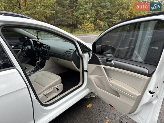 Белый Фольксваген Гольф, объемом двигателя 1.8 л и пробегом 191 тыс. км за 14200 $, фото 17 на Automoto.ua