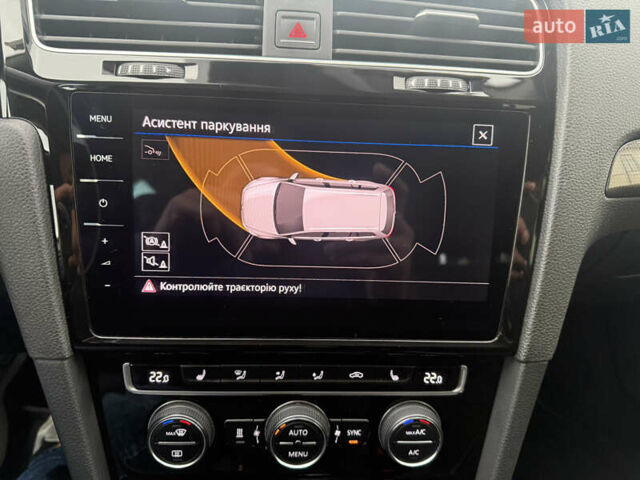 Белый Фольксваген Гольф, объемом двигателя 2 л и пробегом 184 тыс. км за 15250 $, фото 28 на Automoto.ua