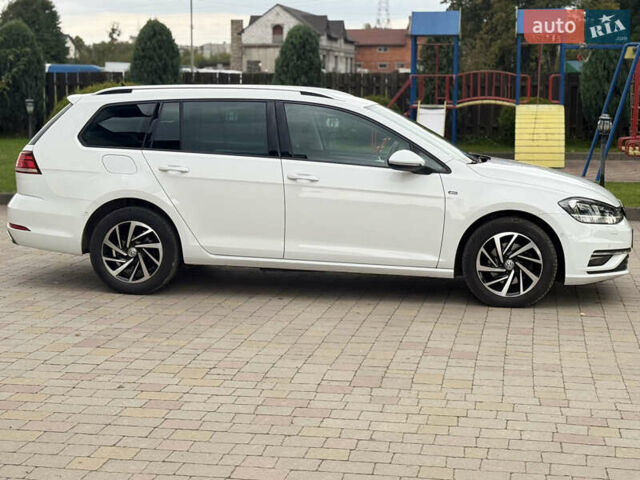 Белый Фольксваген Гольф, объемом двигателя 2 л и пробегом 184 тыс. км за 15250 $, фото 20 на Automoto.ua