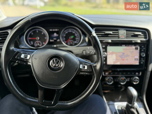 Белый Фольксваген Гольф, объемом двигателя 1.97 л и пробегом 280 тыс. км за 15850 $, фото 13 на Automoto.ua