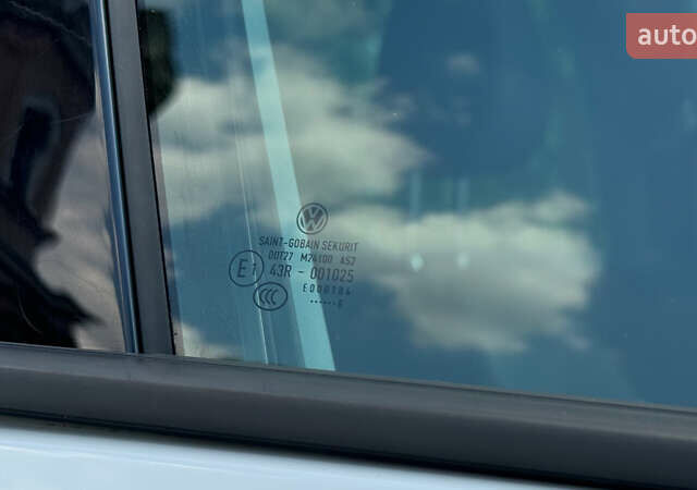 Белый Фольксваген Гольф, объемом двигателя 1.97 л и пробегом 212 тыс. км за 16900 $, фото 6 на Automoto.ua