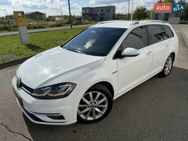 Белый Фольксваген Гольф, объемом двигателя 1.97 л и пробегом 280 тыс. км за 15850 $, фото 3 на Automoto.ua