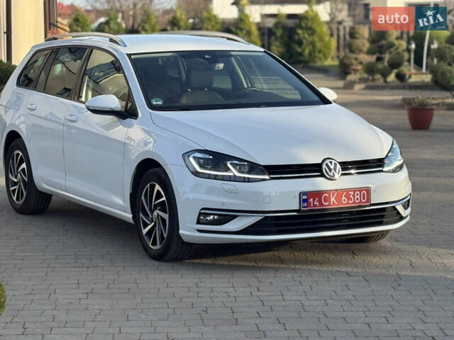 Белый Фольксваген Гольф, объемом двигателя 1.6 л и пробегом 166 тыс. км за 14250 $, фото 18 на Automoto.ua