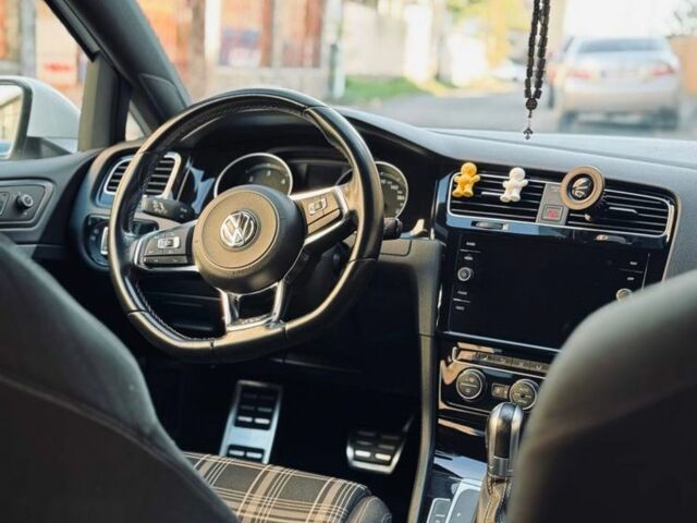 Білий Фольксваген Гольф, об'ємом двигуна 2 л та пробігом 222 тис. км за 20300 $, фото 7 на Automoto.ua