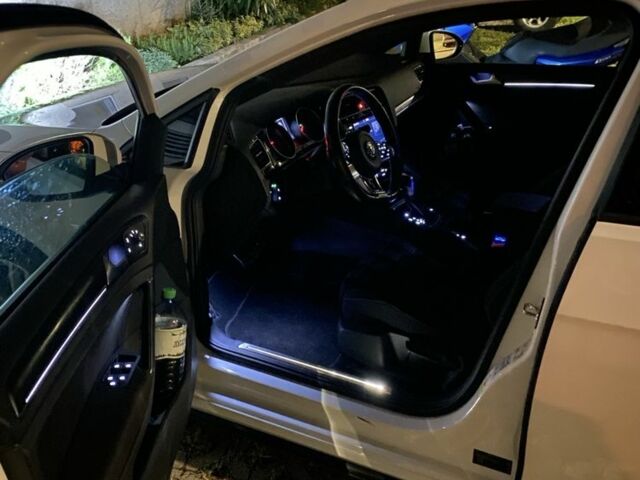 Білий Фольксваген Гольф, об'ємом двигуна 2 л та пробігом 222 тис. км за 20300 $, фото 6 на Automoto.ua