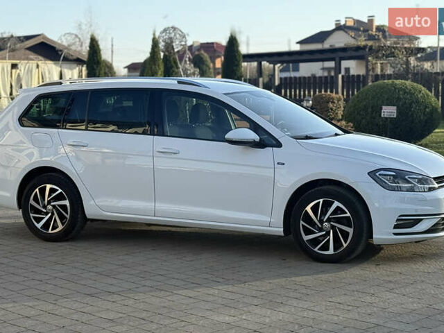 Белый Фольксваген Гольф, объемом двигателя 1.6 л и пробегом 166 тыс. км за 14250 $, фото 11 на Automoto.ua