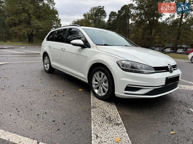 Белый Фольксваген Гольф, объемом двигателя 1.8 л и пробегом 191 тыс. км за 14200 $, фото 2 на Automoto.ua