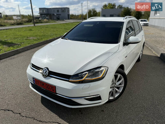 Белый Фольксваген Гольф, объемом двигателя 1.97 л и пробегом 280 тыс. км за 15850 $, фото 2 на Automoto.ua