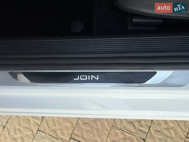 Белый Фольксваген Гольф, объемом двигателя 1.6 л и пробегом 166 тыс. км за 14250 $, фото 46 на Automoto.ua