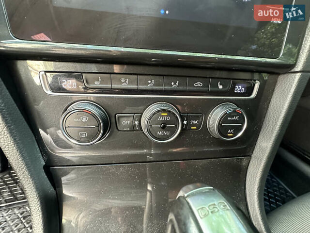 Белый Фольксваген Гольф, объемом двигателя 1.97 л и пробегом 270 тыс. км за 14900 $, фото 11 на Automoto.ua