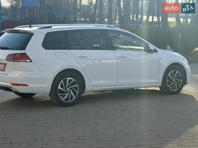 Белый Фольксваген Гольф, объемом двигателя 1.6 л и пробегом 166 тыс. км за 14250 $, фото 16 на Automoto.ua