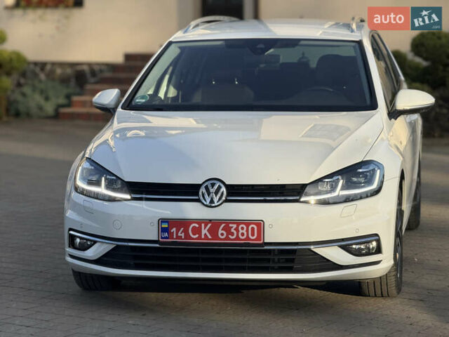 Белый Фольксваген Гольф, объемом двигателя 1.6 л и пробегом 166 тыс. км за 14250 $, фото 22 на Automoto.ua