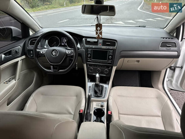 Белый Фольксваген Гольф, объемом двигателя 1.8 л и пробегом 191 тыс. км за 14200 $, фото 20 на Automoto.ua