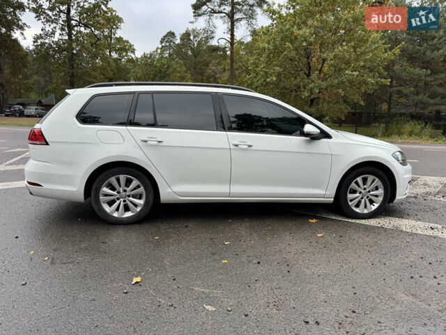 Белый Фольксваген Гольф, объемом двигателя 1.8 л и пробегом 191 тыс. км за 14200 $, фото 11 на Automoto.ua