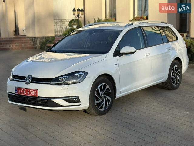 Белый Фольксваген Гольф, объемом двигателя 1.6 л и пробегом 166 тыс. км за 14250 $, фото 9 на Automoto.ua