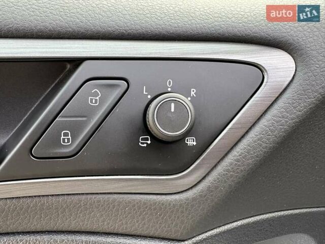 Белый Фольксваген Гольф, объемом двигателя 2 л и пробегом 209 тыс. км за 15500 $, фото 28 на Automoto.ua