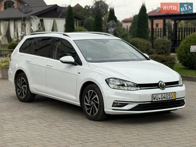 Белый Фольксваген Гольф, объемом двигателя 2 л и пробегом 184 тыс. км за 15250 $, фото 23 на Automoto.ua