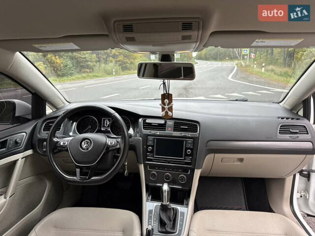 Белый Фольксваген Гольф, объемом двигателя 1.8 л и пробегом 191 тыс. км за 14200 $, фото 16 на Automoto.ua
