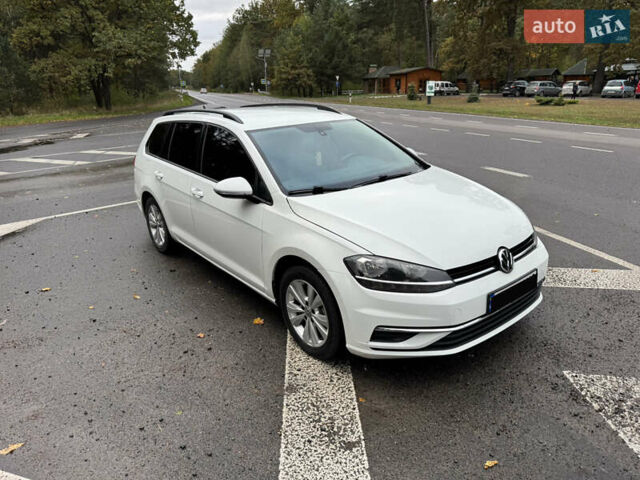 Белый Фольксваген Гольф, объемом двигателя 1.8 л и пробегом 191 тыс. км за 14200 $, фото 1 на Automoto.ua