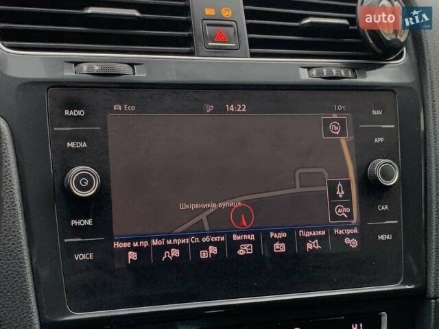 Белый Фольксваген Гольф, объемом двигателя 2 л и пробегом 235 тыс. км за 17555 $, фото 56 на Automoto.ua