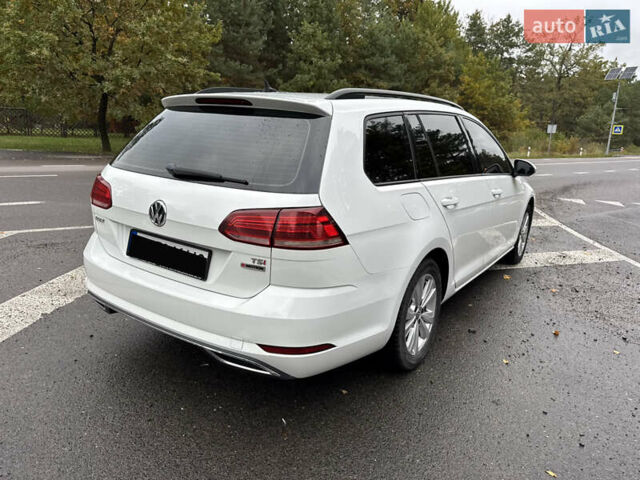 Белый Фольксваген Гольф, объемом двигателя 1.8 л и пробегом 191 тыс. км за 14200 $, фото 6 на Automoto.ua
